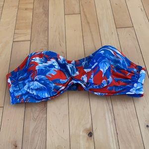 36D J.Crew Strapless bathing suit top lightly lined with underwire